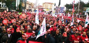 İşçi düşmanı AKP metal işçisinin grevini yasaklıyor