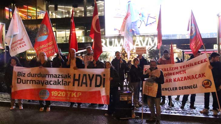 ABD'nin Venezuela saldırısını protesto etmek için Trump Towers önündeydik