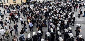Büyük Halk Direnişi'nin 1. yıldönümü Büyük Halk Direnişi'nin 1. yıldönümü