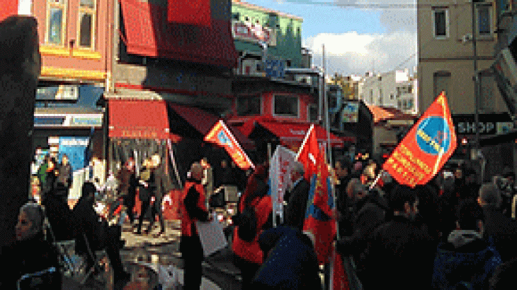 Emperyalizme ve kör aletlerine geçit vermeyeceğiz! Emperyalizme ve kör aletlerine geçit vermeyeceğiz!