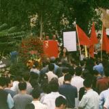 Cenazesinde parti bayrağı -6